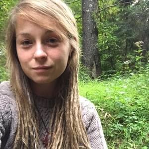 Meet your Posher, Molly